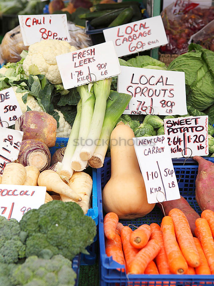 Similar – Foto Bild damals auf dem markt, du und ich, frisches gemüse kaufend…