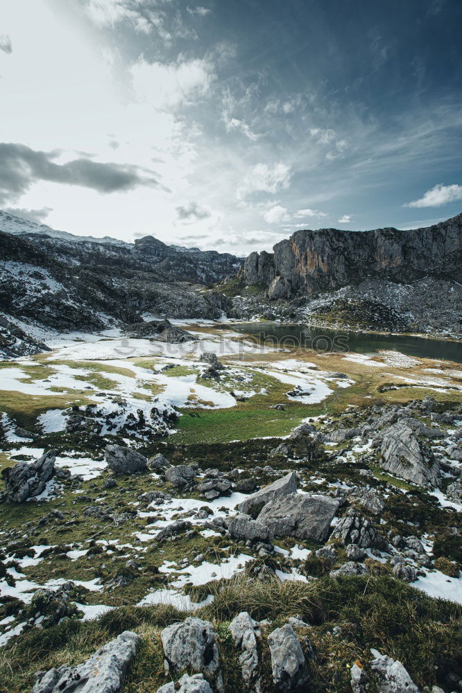 Similar – Montagne Berge u. Gebirge