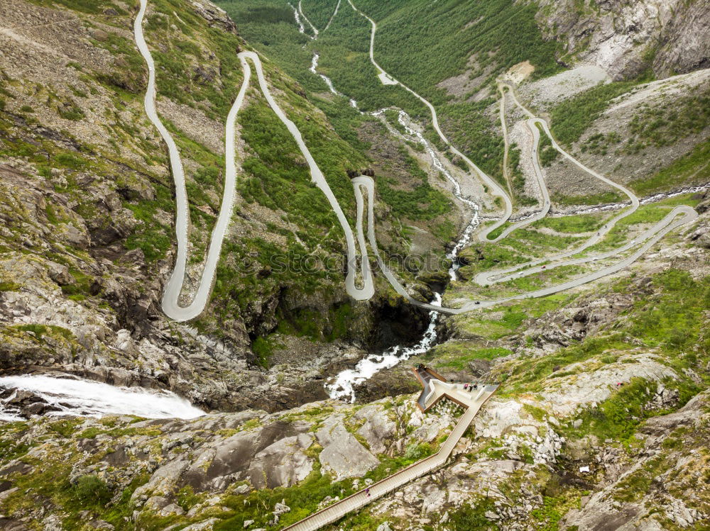 Brücke Berge u. Gebirge