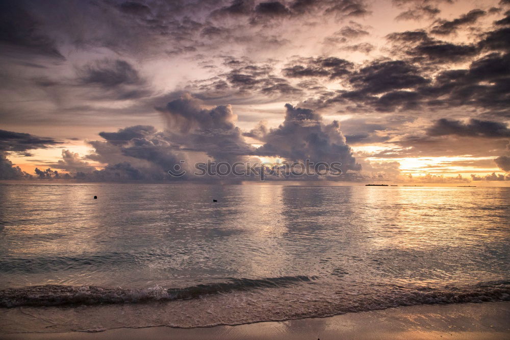 Similar – Foto Bild Sonnenuntergang am Strand II