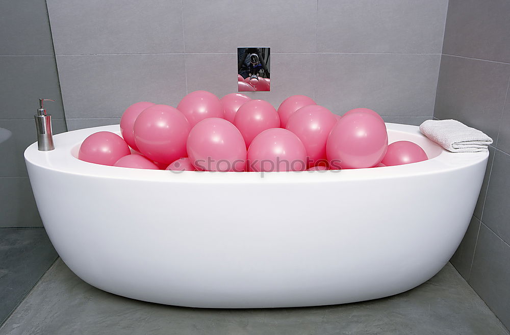 balloon bath