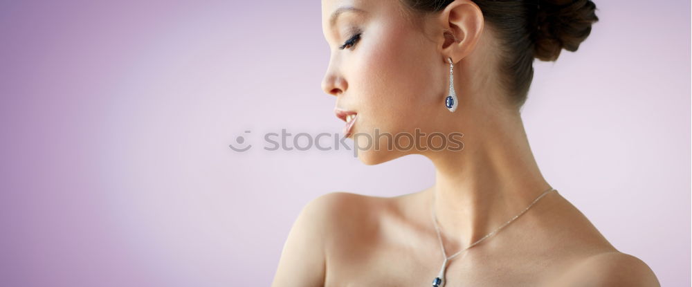 Shy? Woman Shoulder