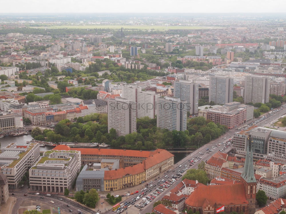 Similar – Ausblick auf Berlins Verkehrsstraße