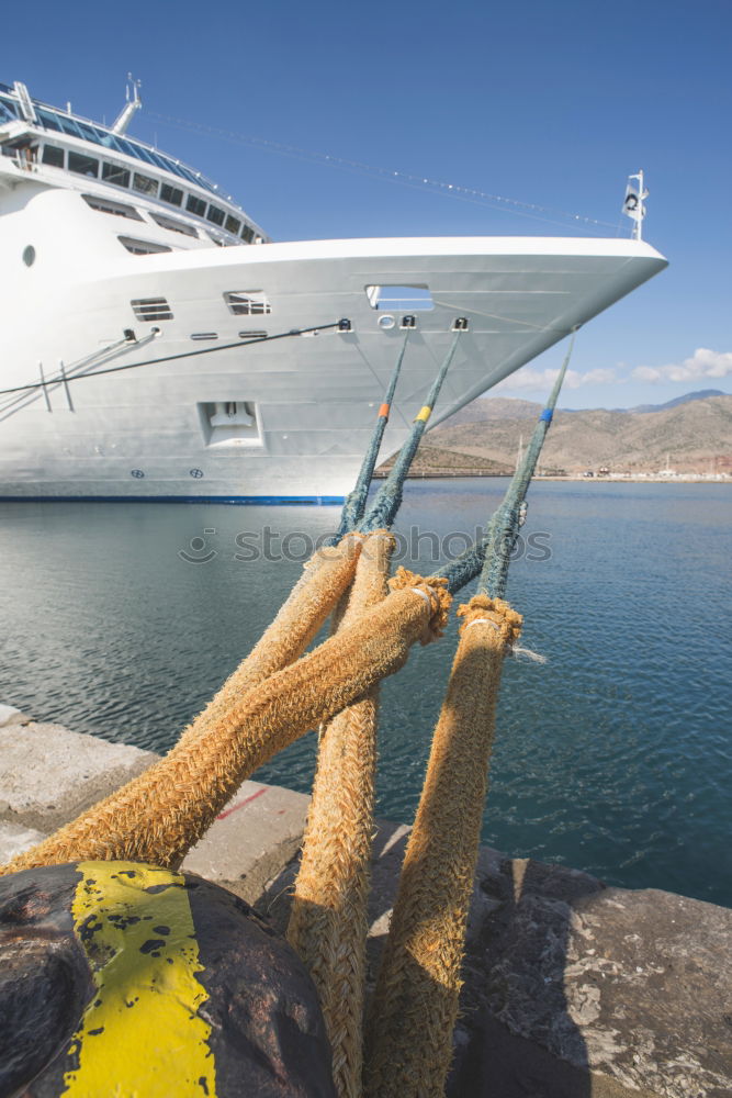 Big white cruise ship. Synny day.