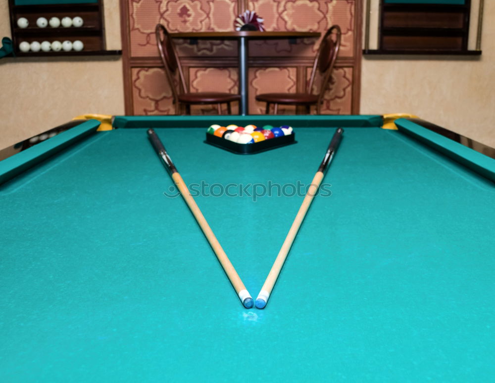 Foto Bild Einlochen II Billard Tisch