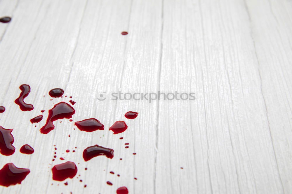 Similar – Foto Bild schneeweiß Schnee Blut