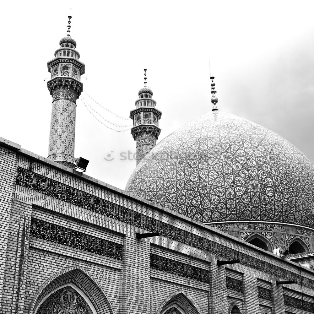 Similar – Minarett, Bibi Khanum Moschee, Samarkand