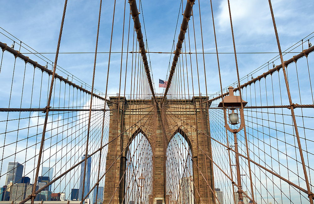 Similar – Brooklyn Bridge