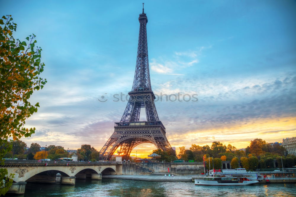 Sunbeams in Paris