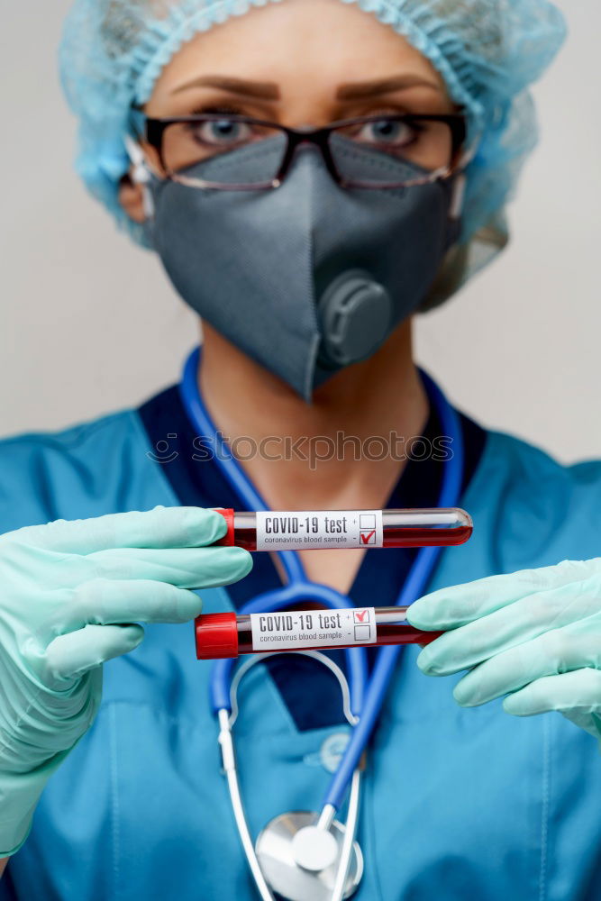 Similar – Foto Bild Konzentrierte Chirurgin bei der Arbeit