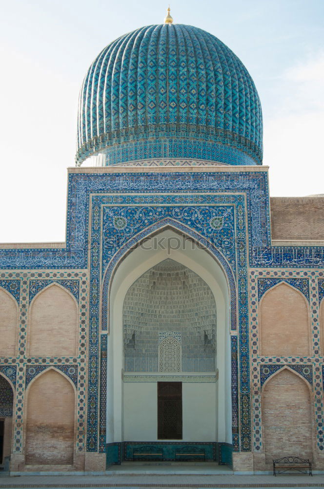 Similar – Minarett, Bibi Khanum Moschee, Samarkand