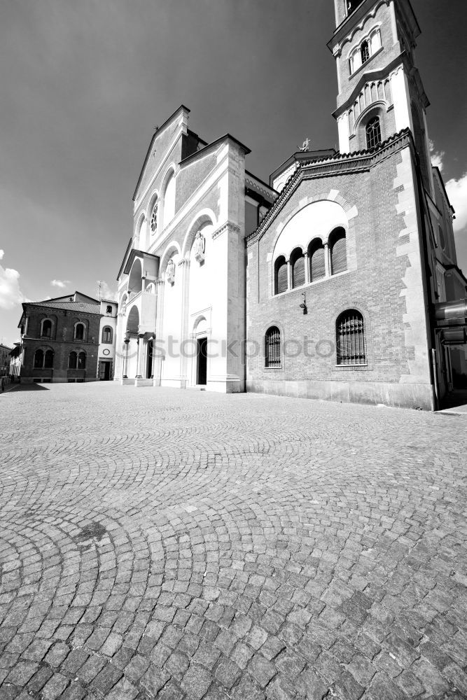 Church with town on archipelago island in Sweden