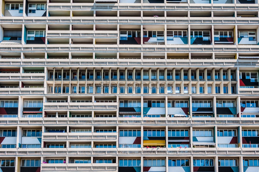 High-rise building on the street in Brighton, England