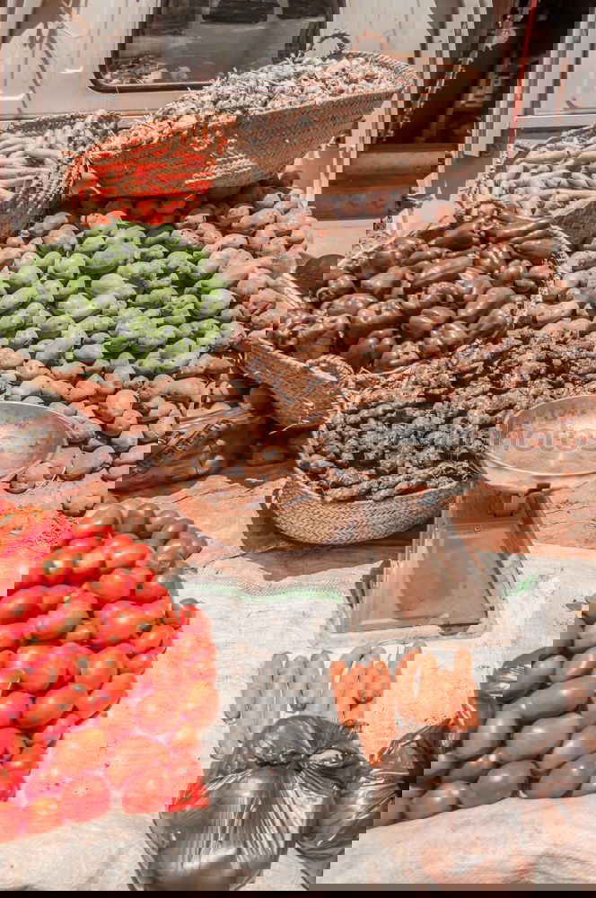 Similar – Foto Bild Fischmarkt Waage wiegen