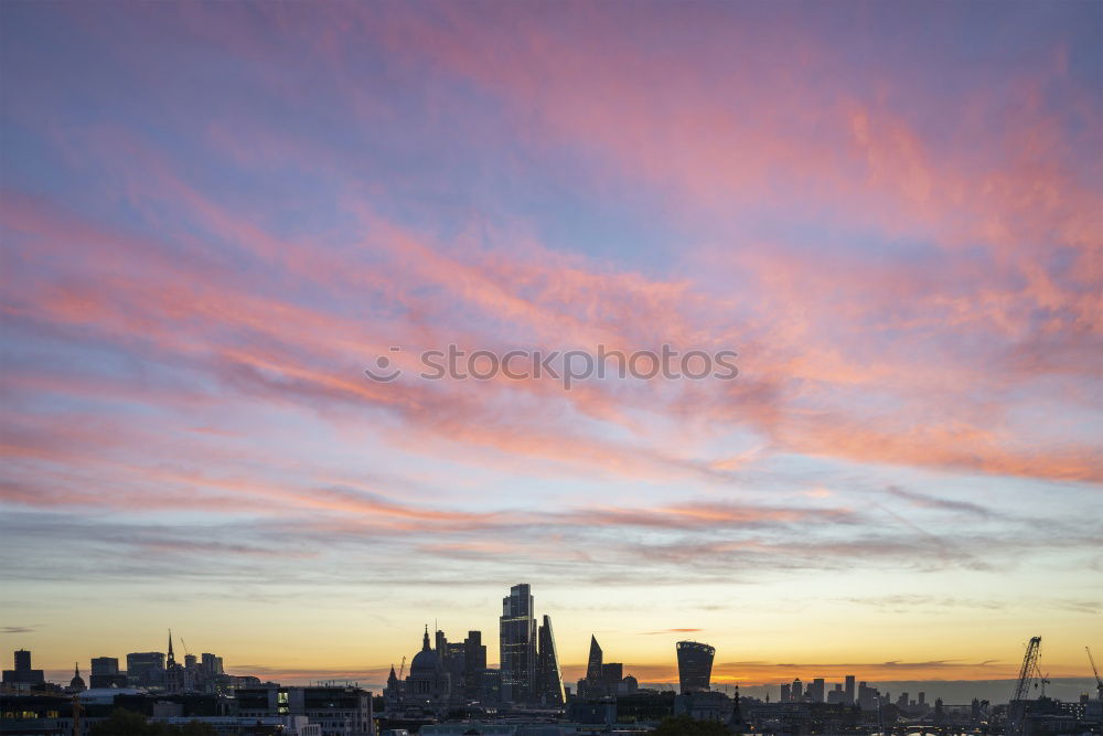 Similar – Sonnenuntergang über Frankfurt