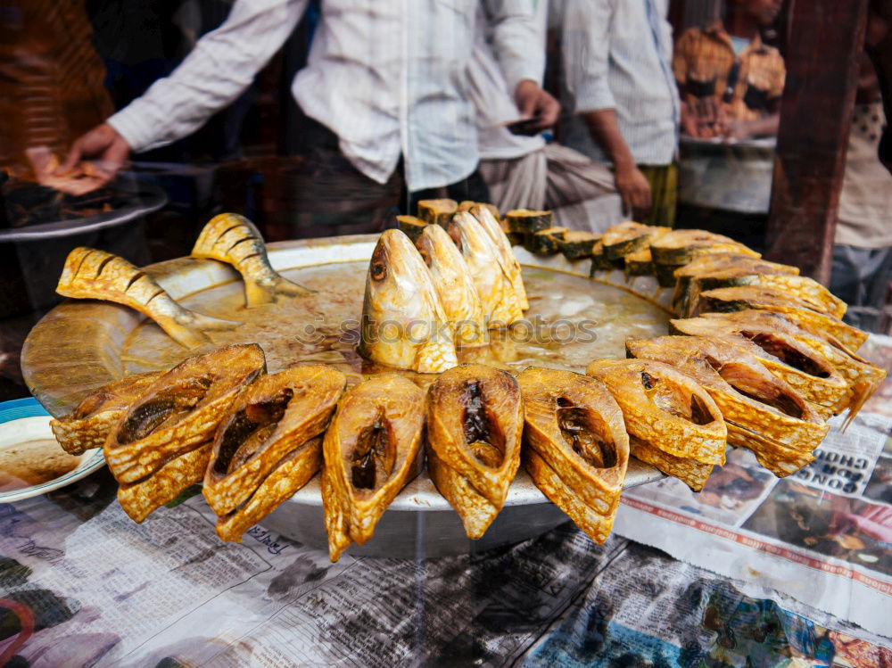Similar – Foto Bild Fischmarkt Waage wiegen