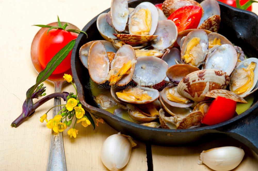 Similar – Foto Bild Rohe MiesMuscheln mit Tomaten und Gewürzen auf Schiefer