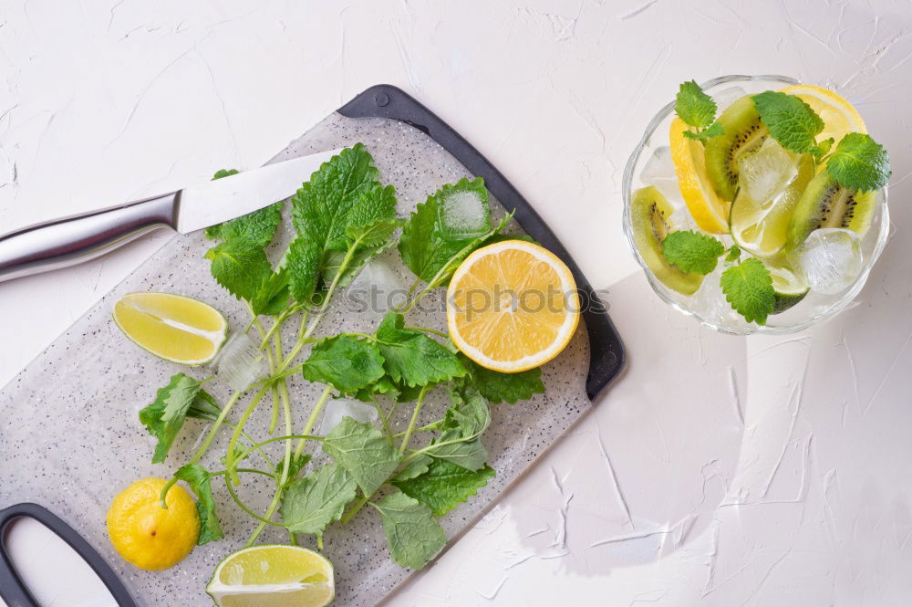 Mint, lemon and ice cubes for lemonade