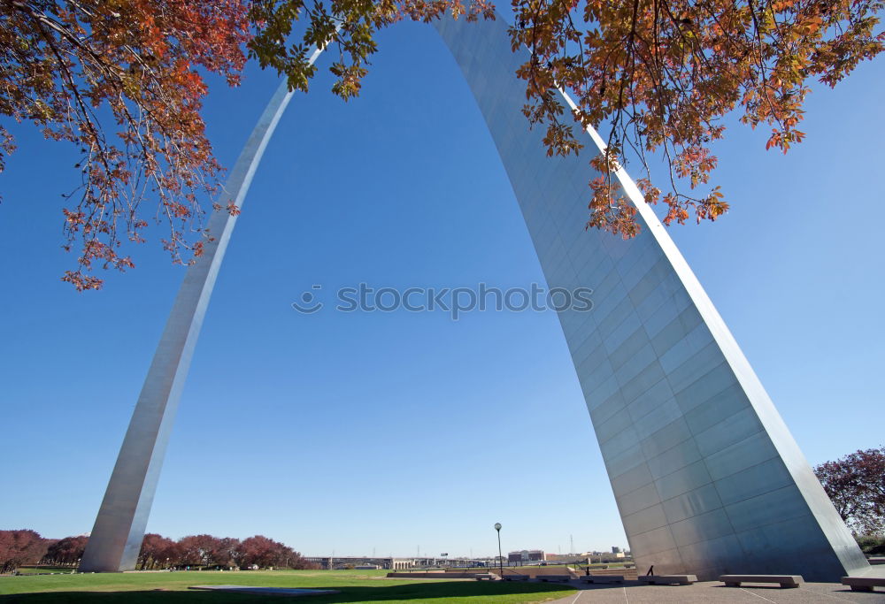 Similar – Foto Bild The Arch Stahl Wahrzeichen