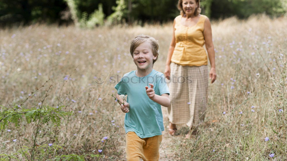 Similar – Foto Bild Tochter und Mutter Mädchen