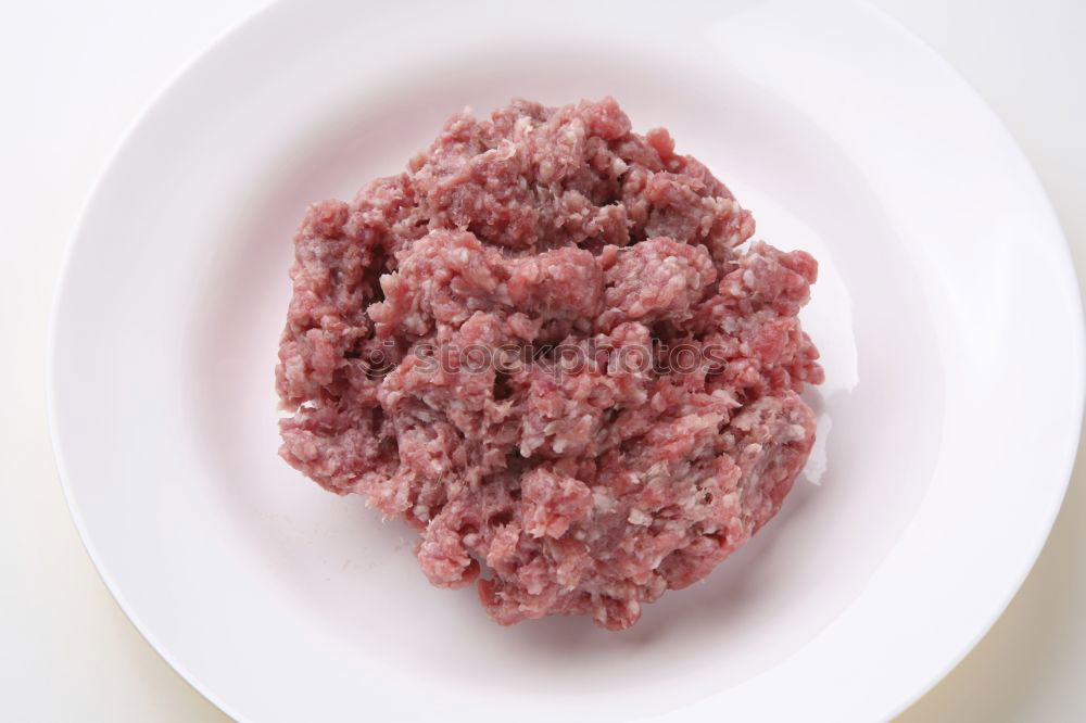 1 pound minced meat Meat