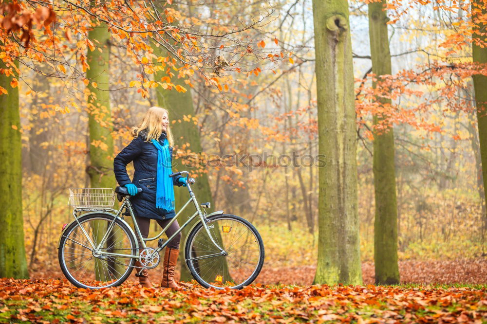 Similar – Vintage Damen Rennrad in herbstlicher Parkanlage, Totale.