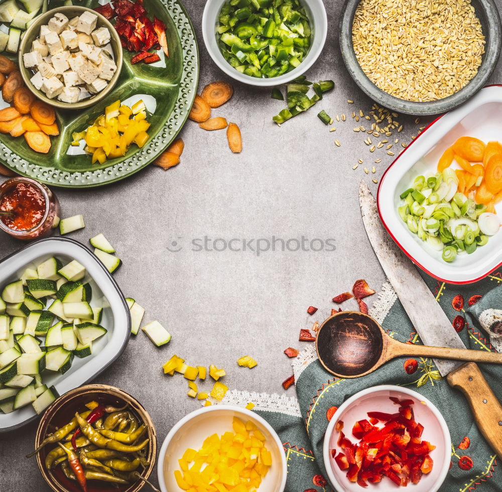 Prepare cabbage salad in the glasses