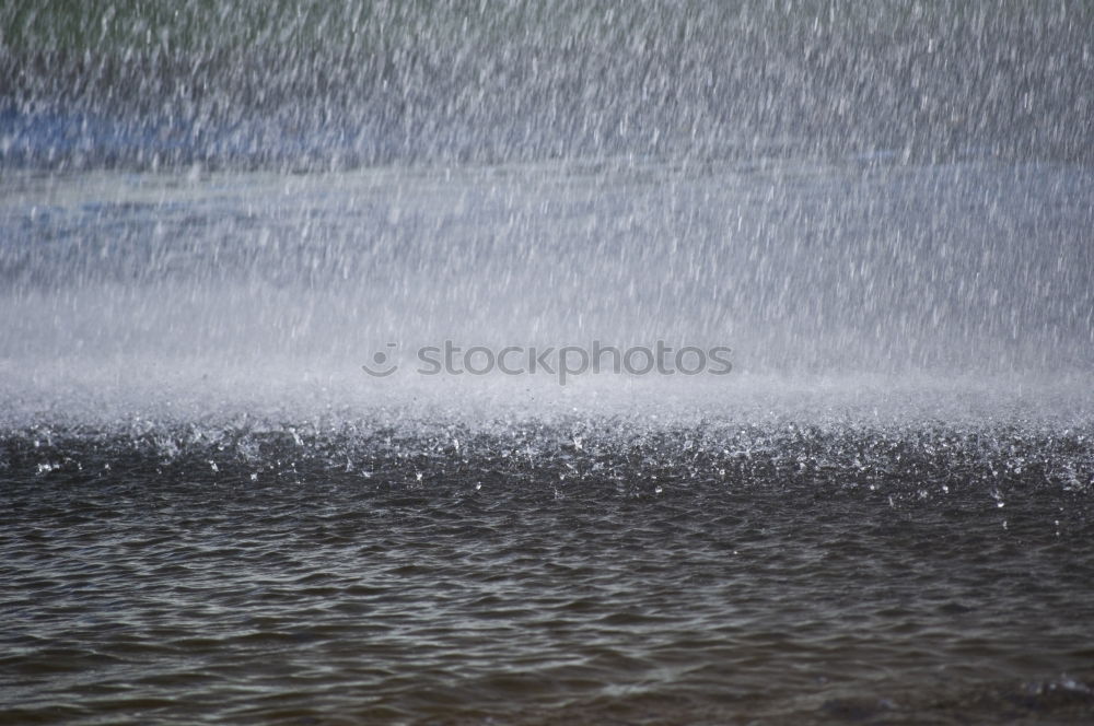 Wasserspiel Wassertropfen