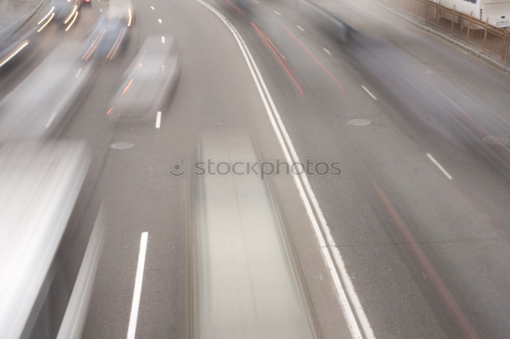 Foto Bild Autobahn KFZ Verkehr