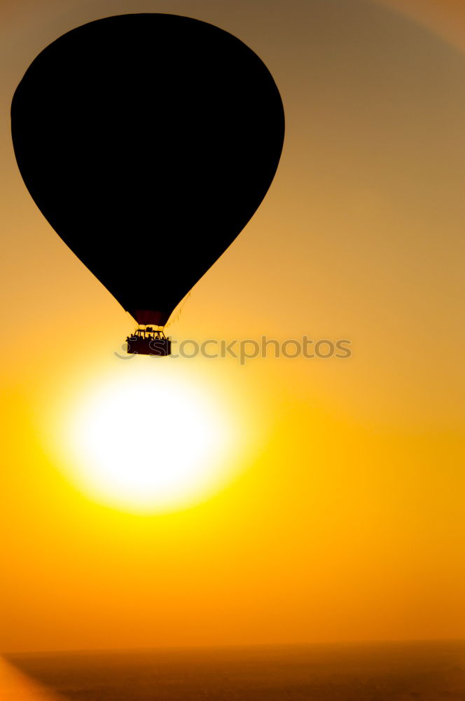 Similar – Foto Bild Ballonfahrt am Morgen 4