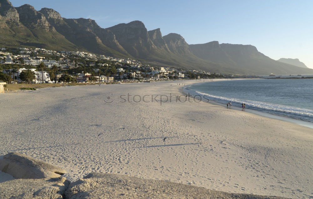 Strand und Berge Kapstadt