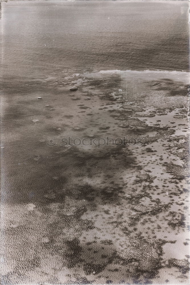 Similar – Strand Meer und Felsen in Griechenland. Landschaft, Natur und Umwelt. Urlaub, Erholung. Menschenleer