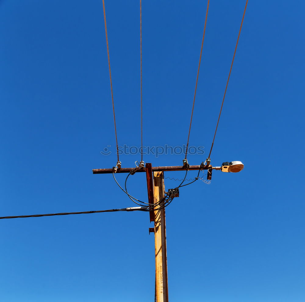 Similar – cross-linked Electricity