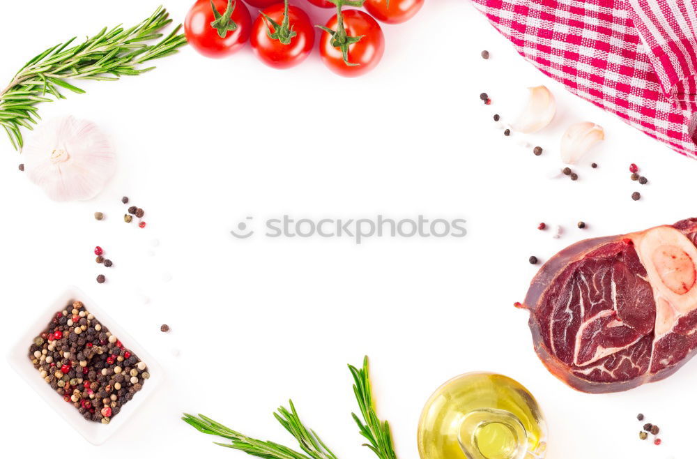 Similar – Foto Bild Schweinefilet mit Gewürzen und Lorbeerblatt in Löffel