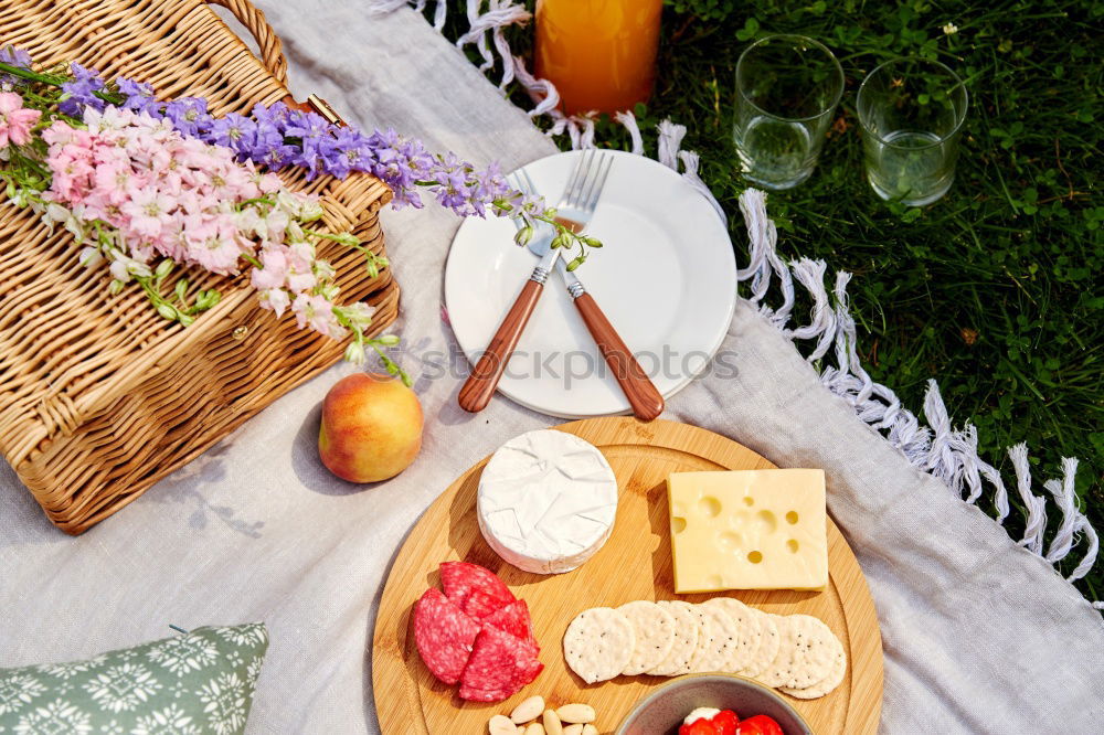 Similar – Foto Bild Verschwendungsfreies Sommerpicknick