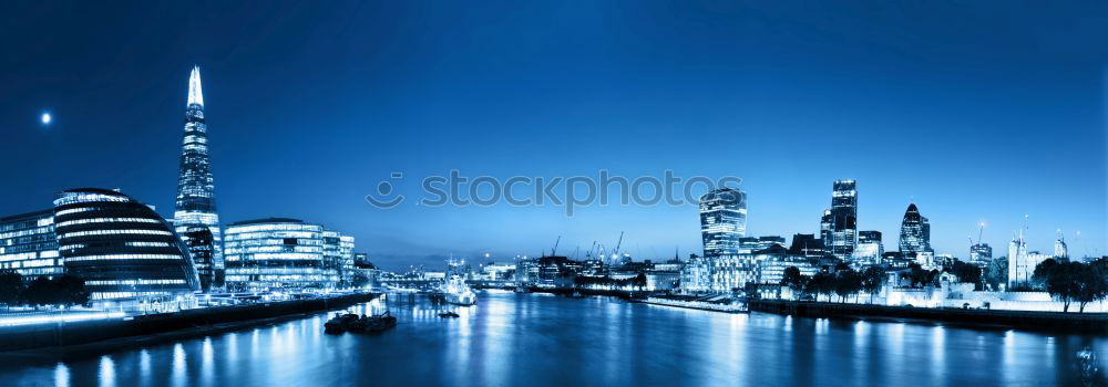 Similar – Foto Bild Panorama Skyline Frankfurt