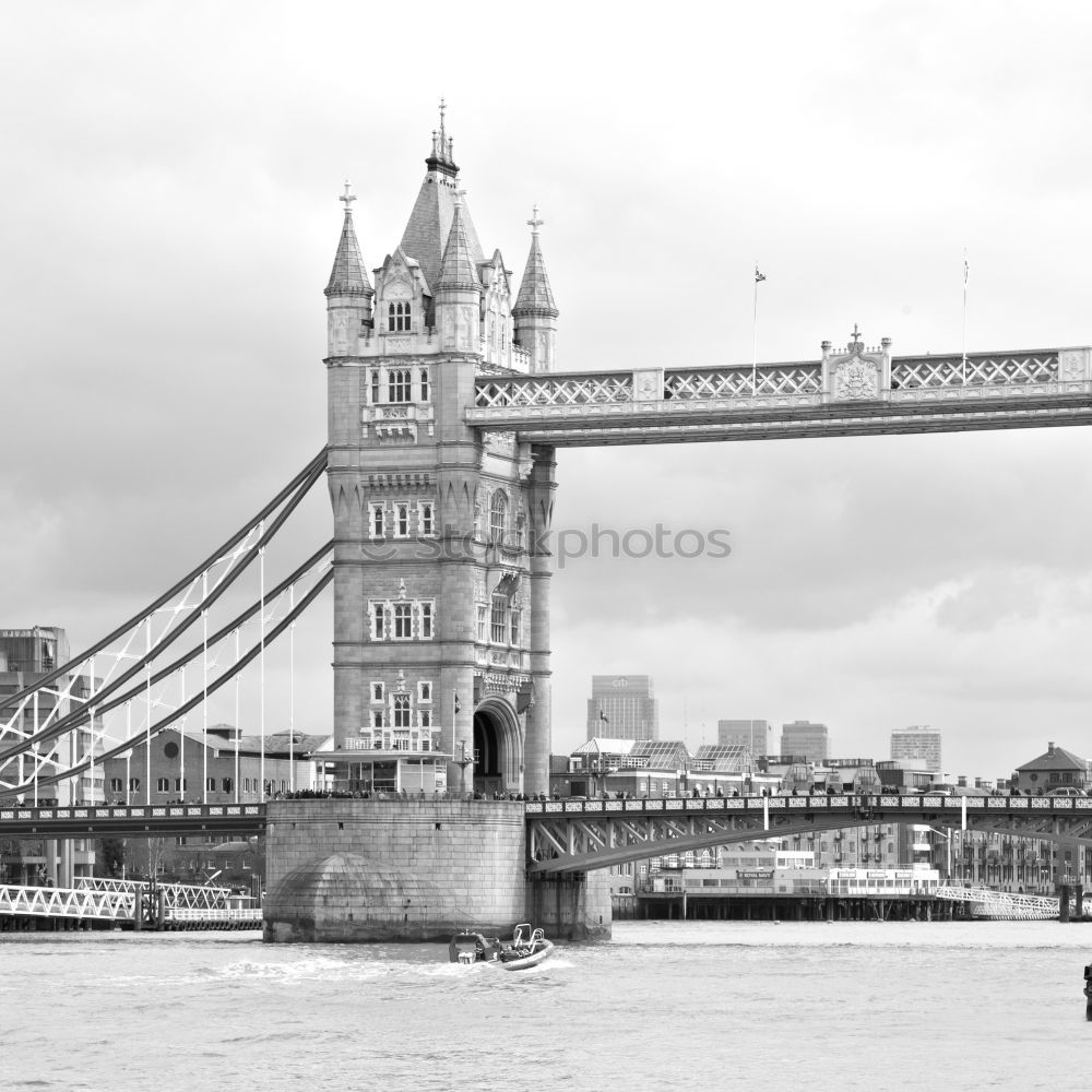 2_the_towerbridge