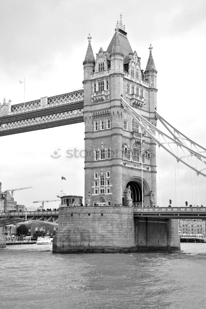 Similar – 2_the_towerbridge