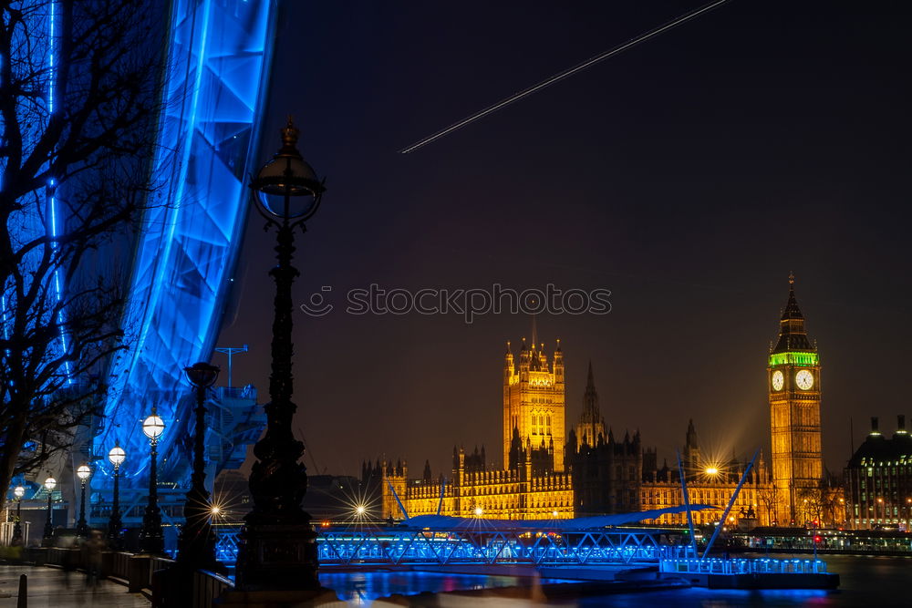 London, shortly before Christmas 2005