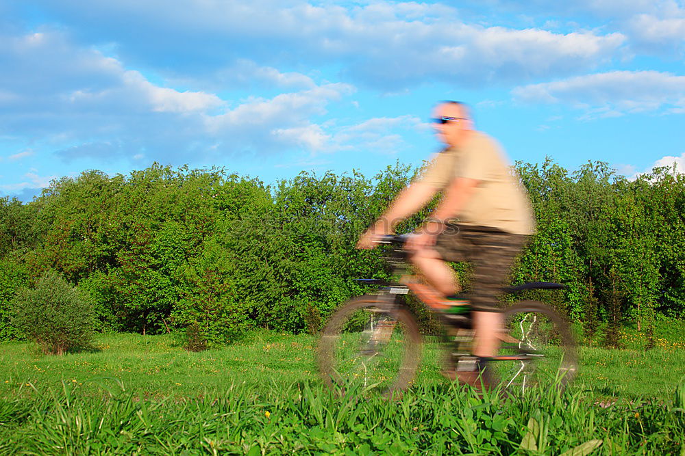 Similar – Foto Bild Fahrradtour Rasen