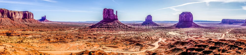 Similar – Monument Valley – 2 Buttes