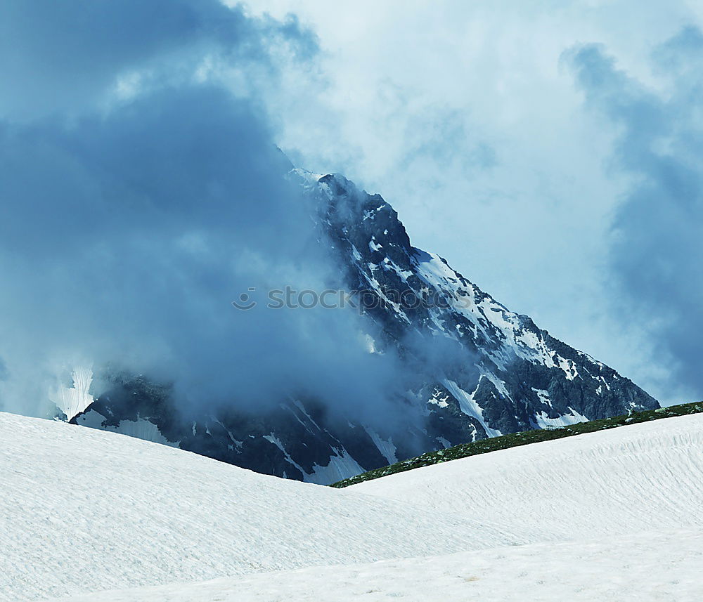 Similar – Gletscher Berge u. Gebirge