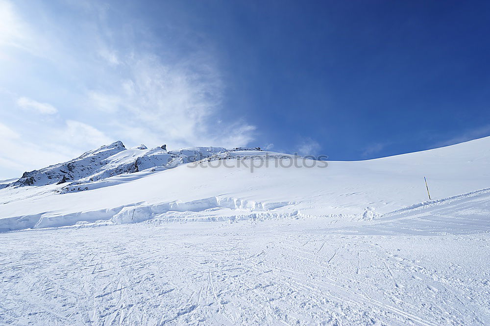 Similar – Ski-Schwung Skifahren