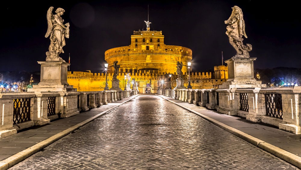 Similar – Semperoper bei Nacht