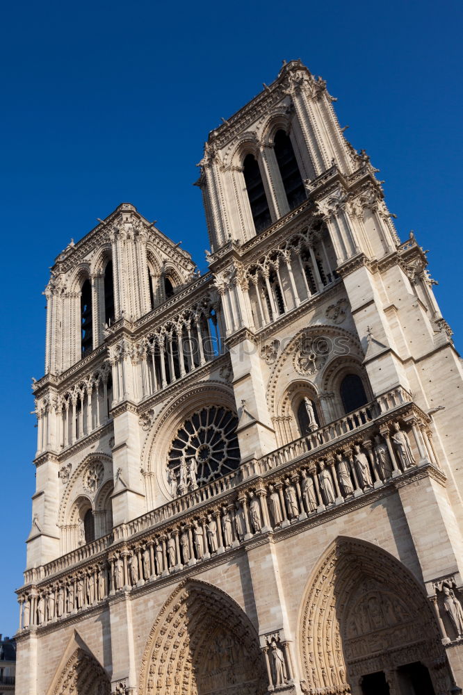 Similar – Notre-Dame de Paris