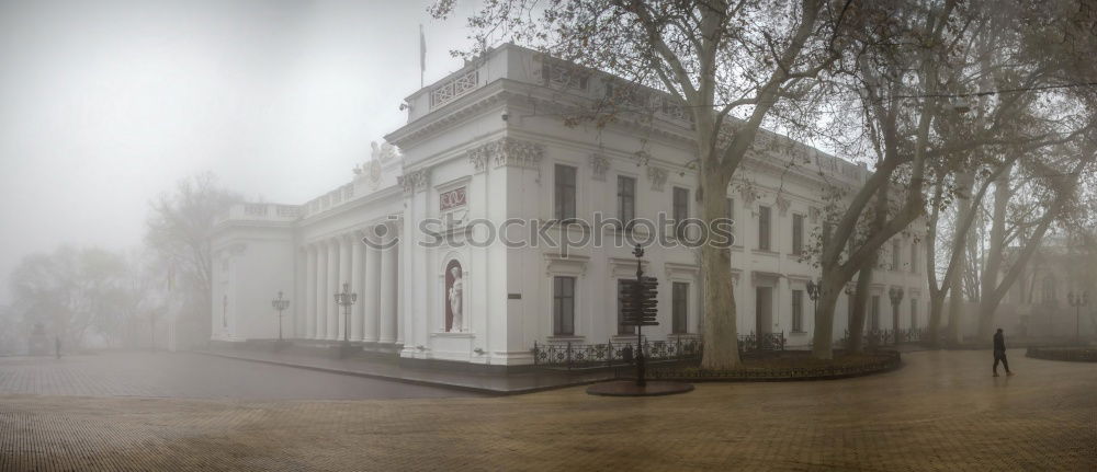 Similar – Foto Bild Rotes Haus rot blau mit