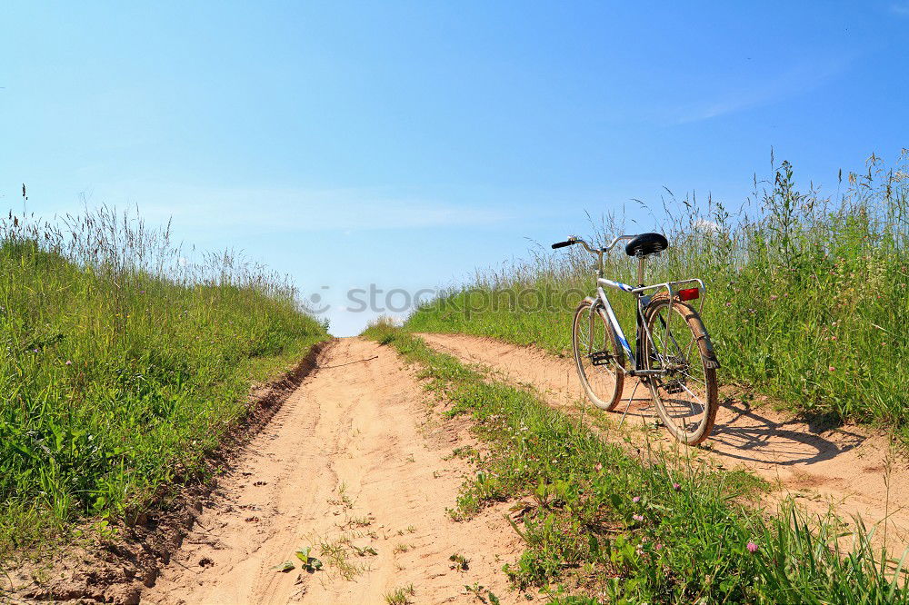 Similar – Verkehr (t) Farbfoto