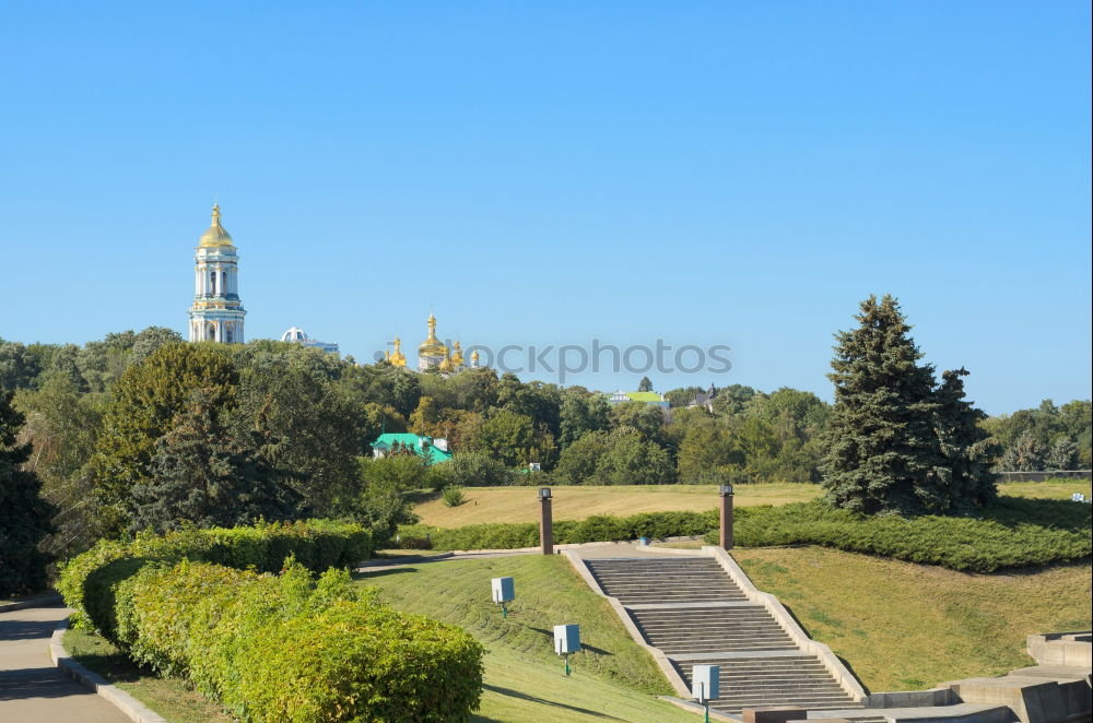 Ernst im Park Sightseeing