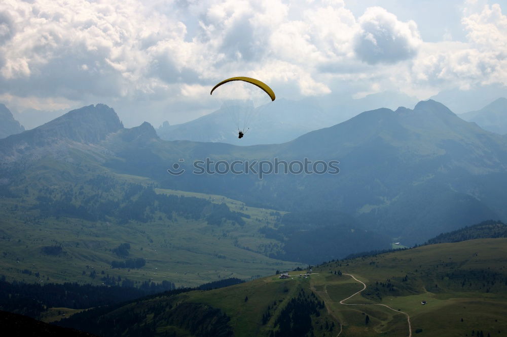 Similar – only free Paraglider Air