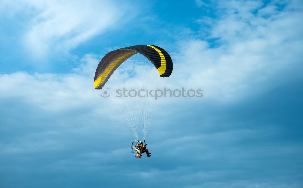 Similar – simply unbound Paraglider